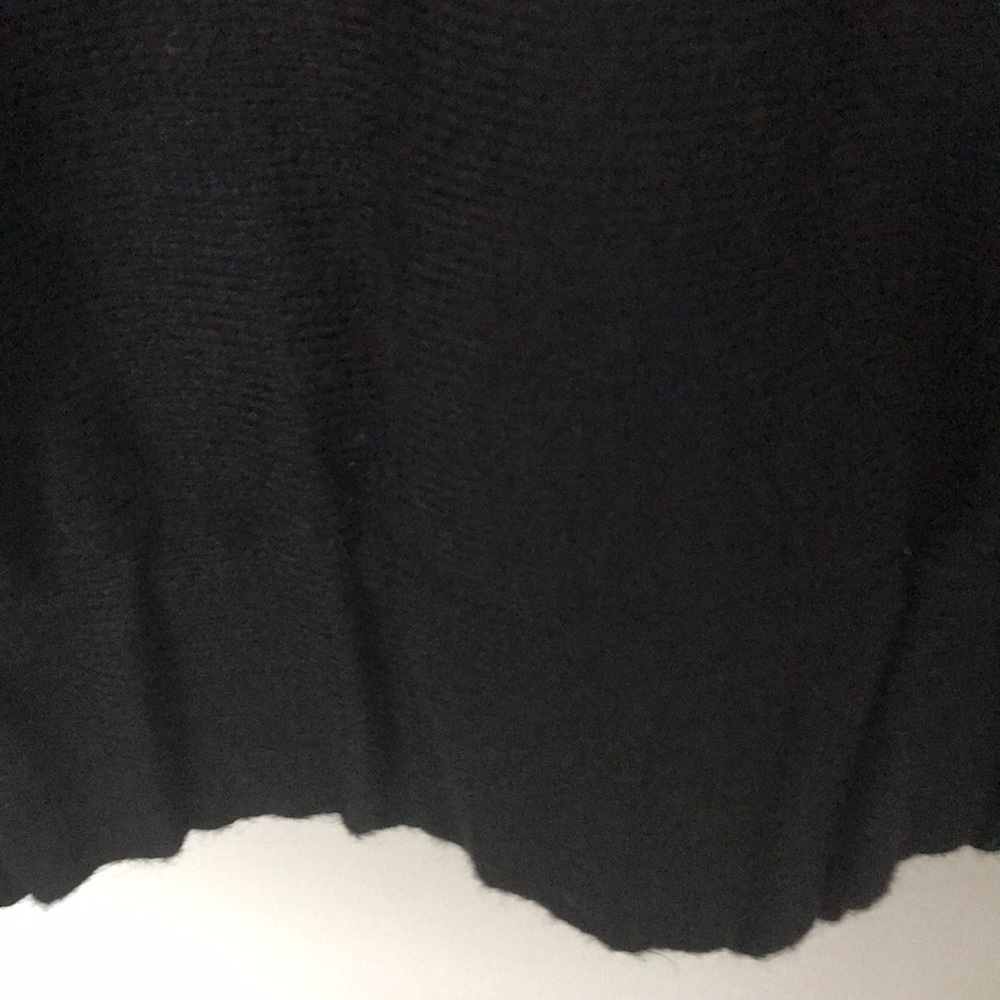 Vest - Picture 3 of 7